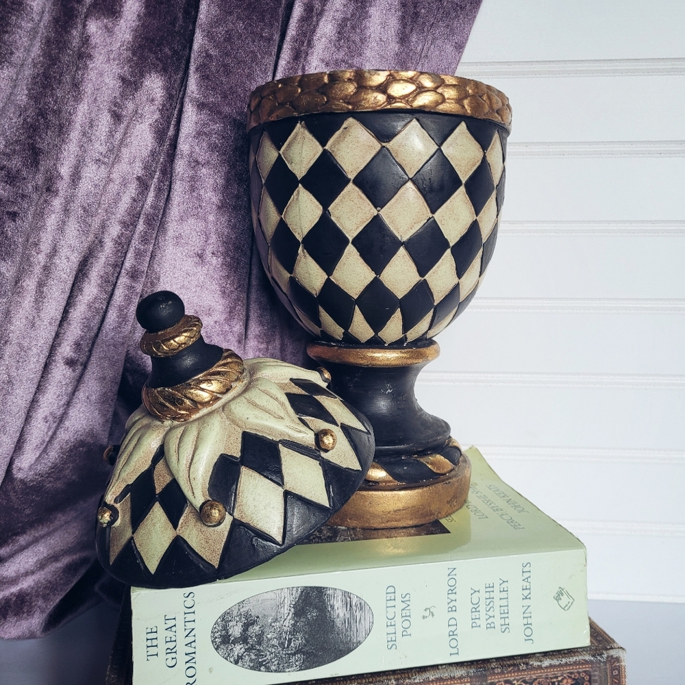 Harlequin print urn ✨️ - Picture 6 of 7